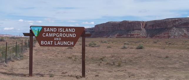 BluffCampgroundEntranceSign